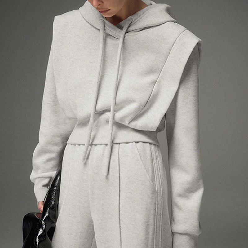 hongfeng specializes in custom hoodies for woman with drawstring designs for casual wear.